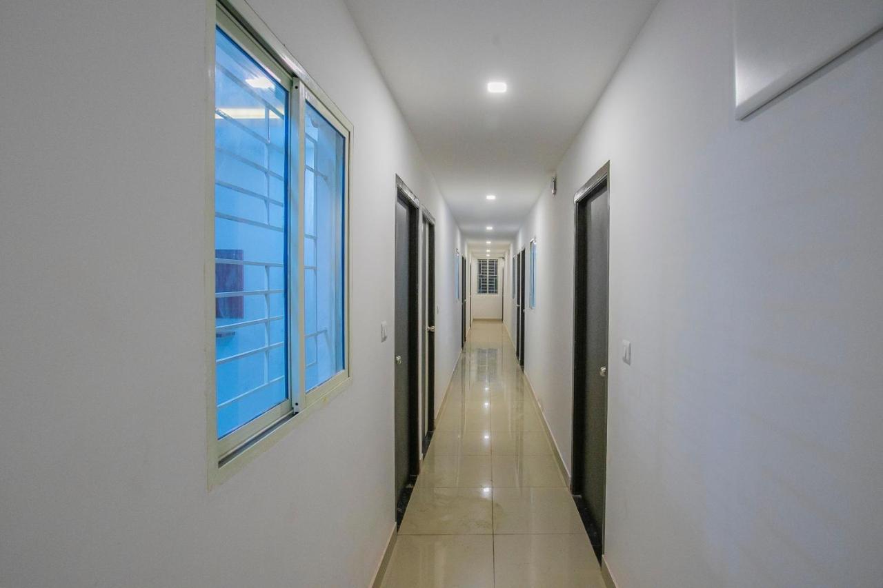 Hotel O Varcity Phi Premium Pavilion ,Above Hdfc Bank ,Near Anjaneya Temple Madiwala, Hosur Main R Бангалор Екстериор снимка