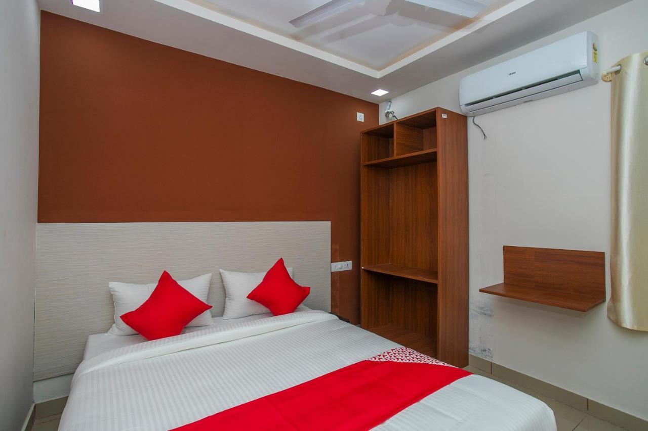 Hotel O Varcity Phi Premium Pavilion ,Above Hdfc Bank ,Near Anjaneya Temple Madiwala, Hosur Main R Бангалор Екстериор снимка